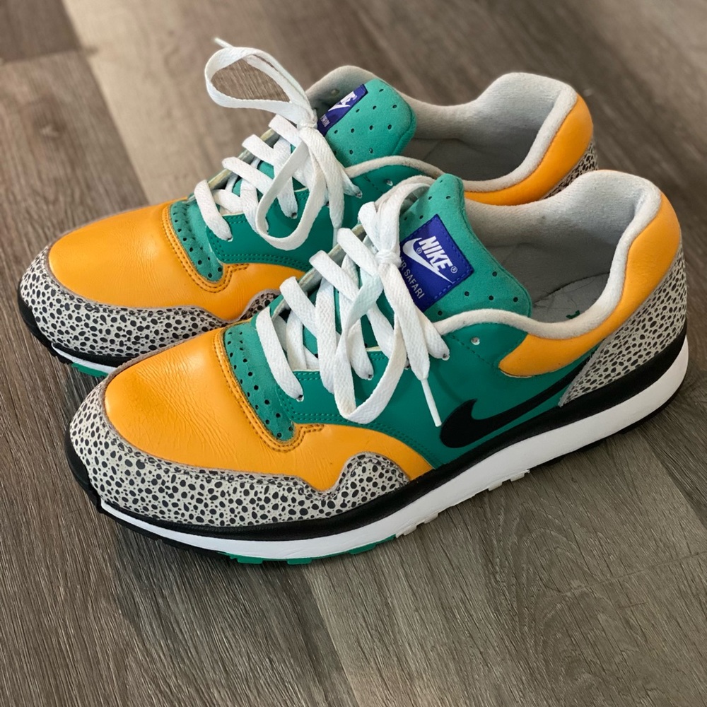 Nike Air Safari
